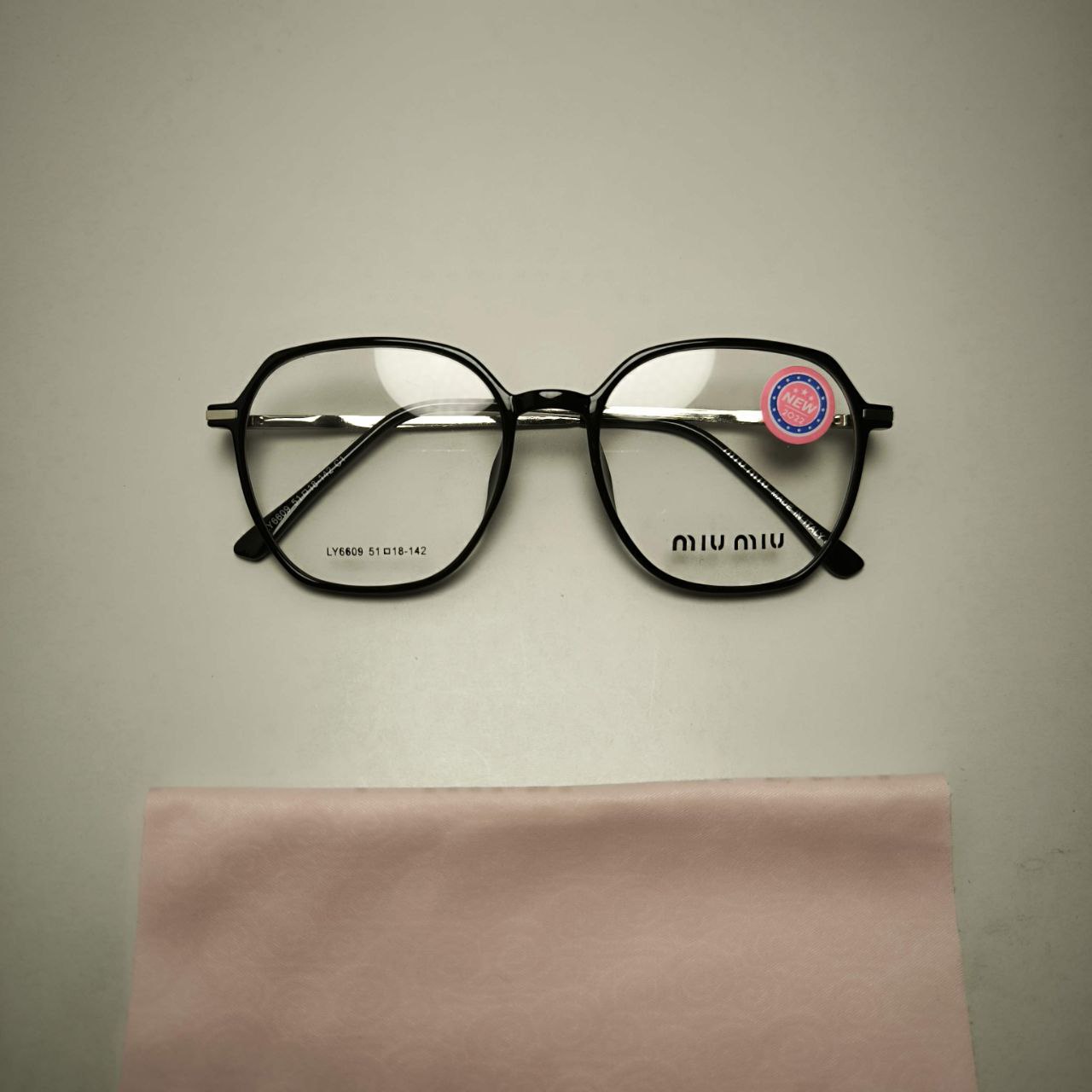 عینک طبی miu miu کد 6609