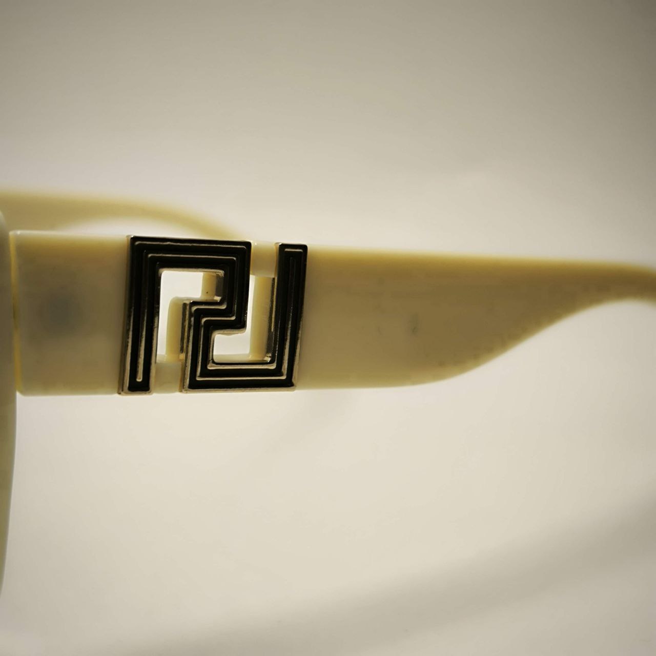 عینک آفتابی پلاریزه زنانه Versace کد 22915