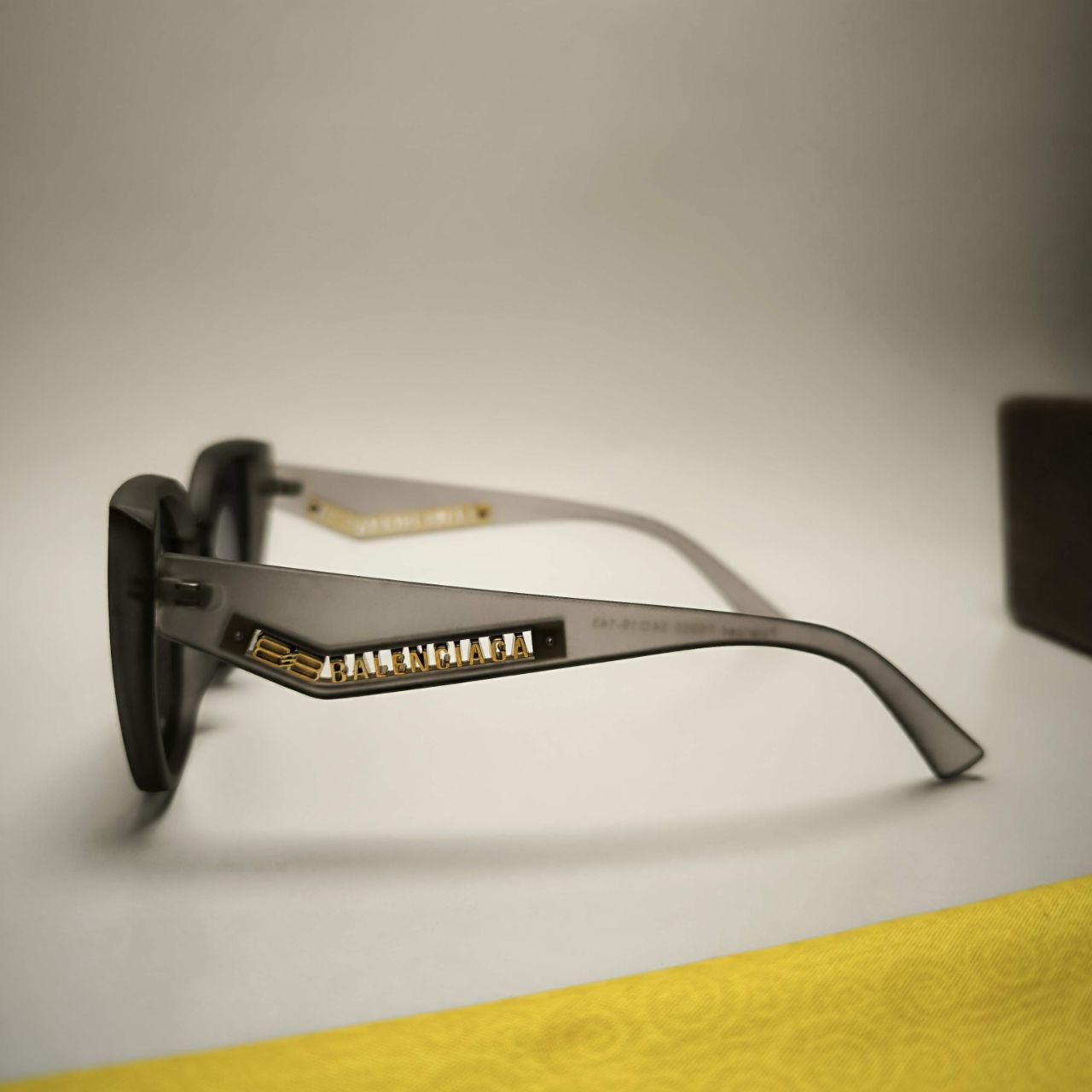 عینک آفتابی زنانه BALENCIAGA کد 6960