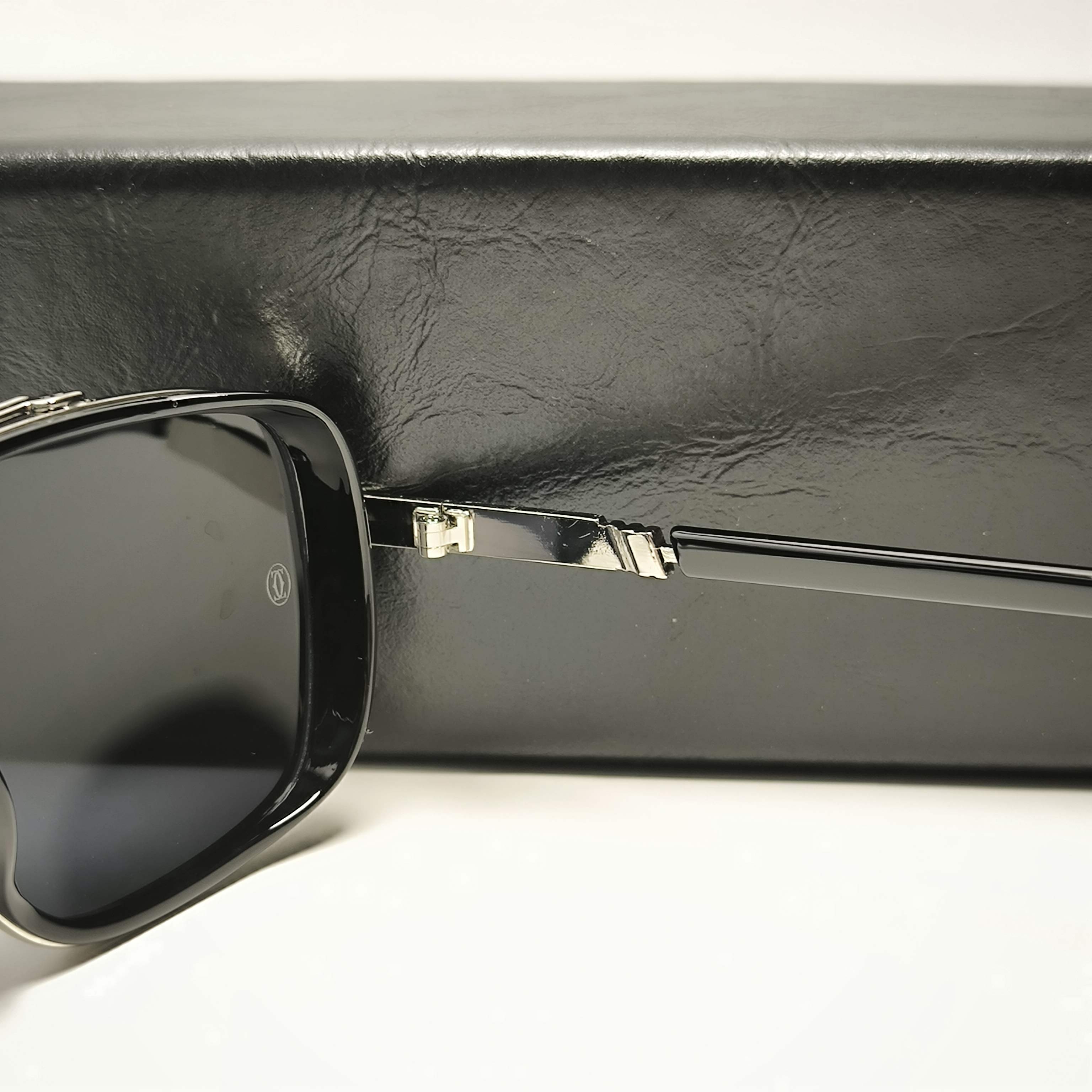 عینک آفتابی پلاریزه مردانه CARRERA کد 0615