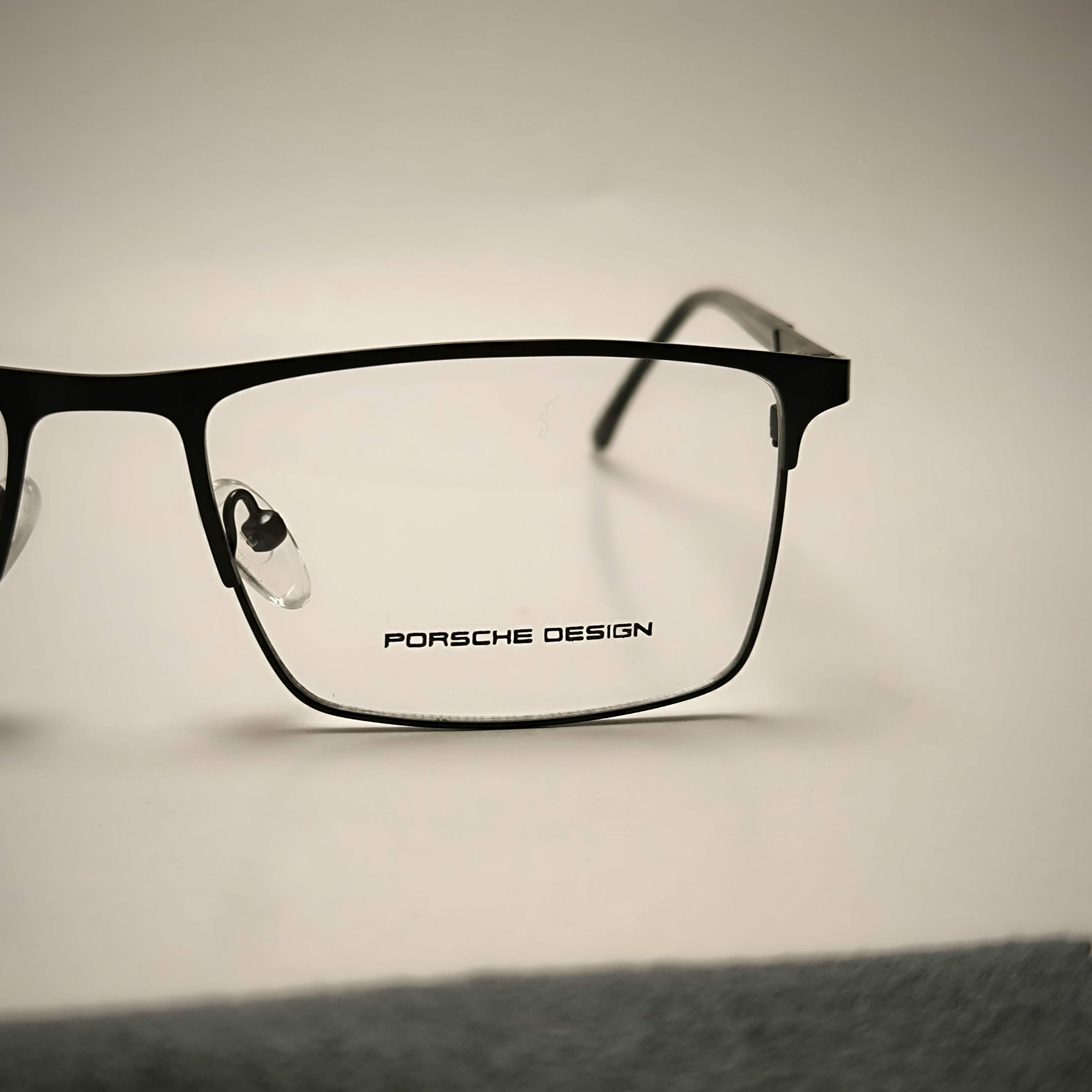 عینک بلوکات کائوچو مردانه PORSCHE DESIGN کد1903