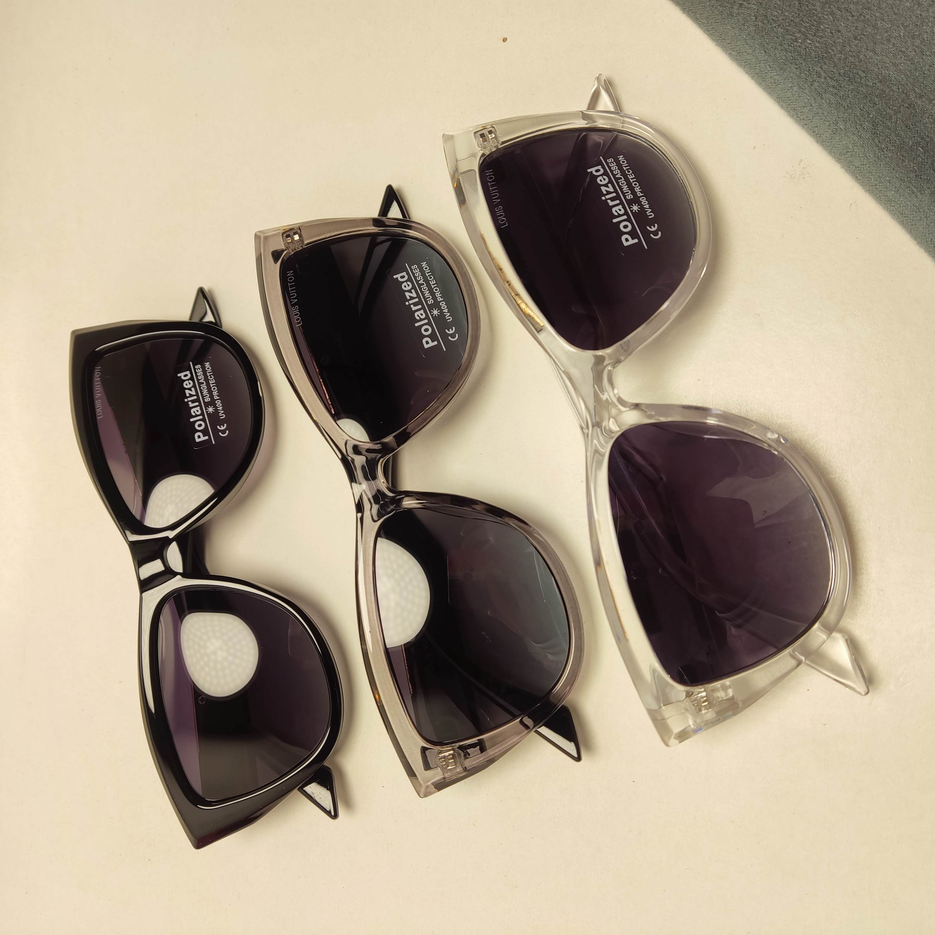 عینک آفتابی پلاریزه زنانه LOUIS VUITTON کد 88001