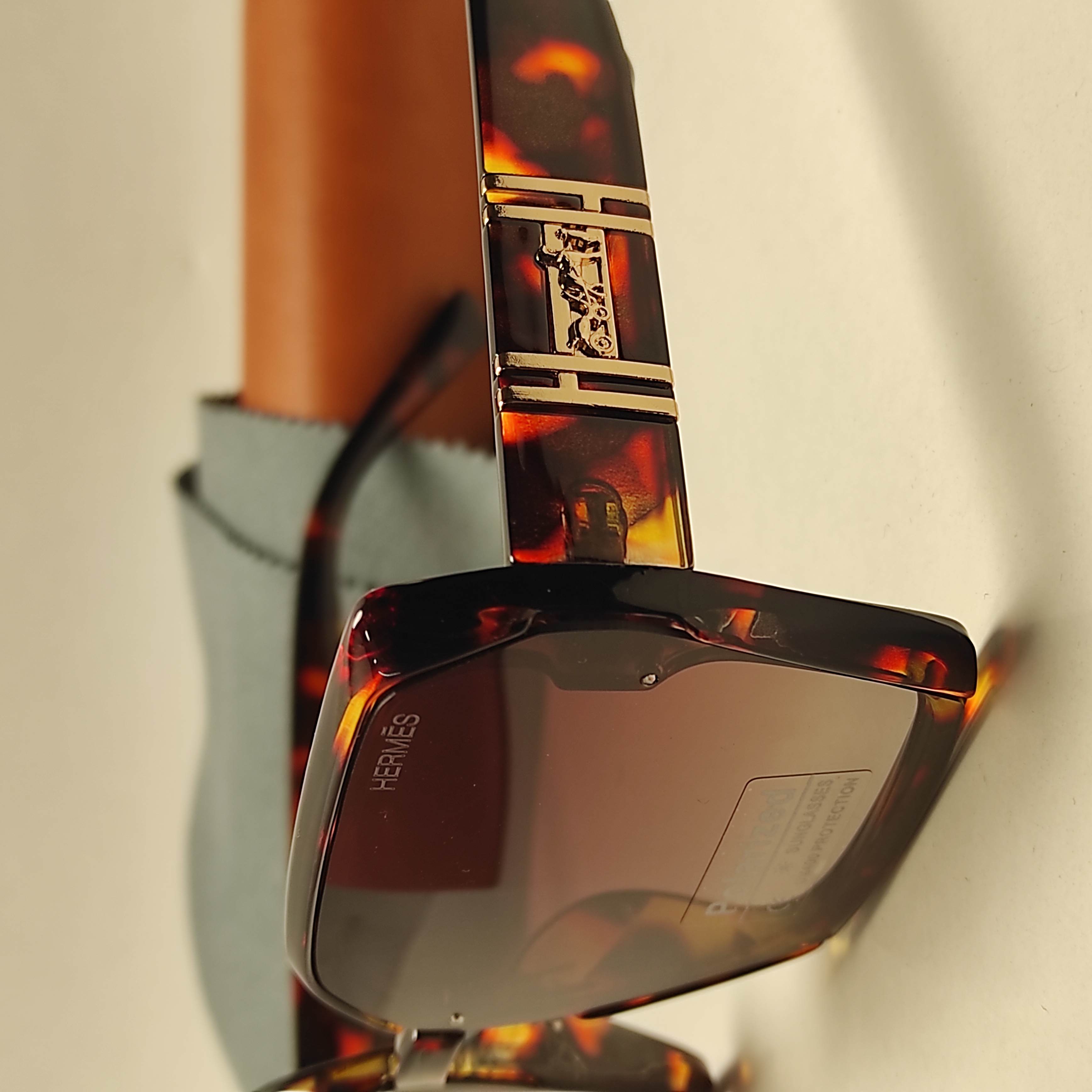 عینک آفتابی پلاریزه زنانه HERMES کد 58033