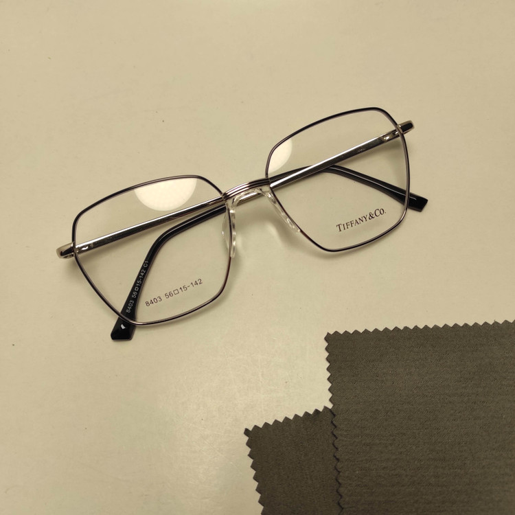 عینک طبی زنانه فلزی پد یک تیکه برند TIFFANY کد8398