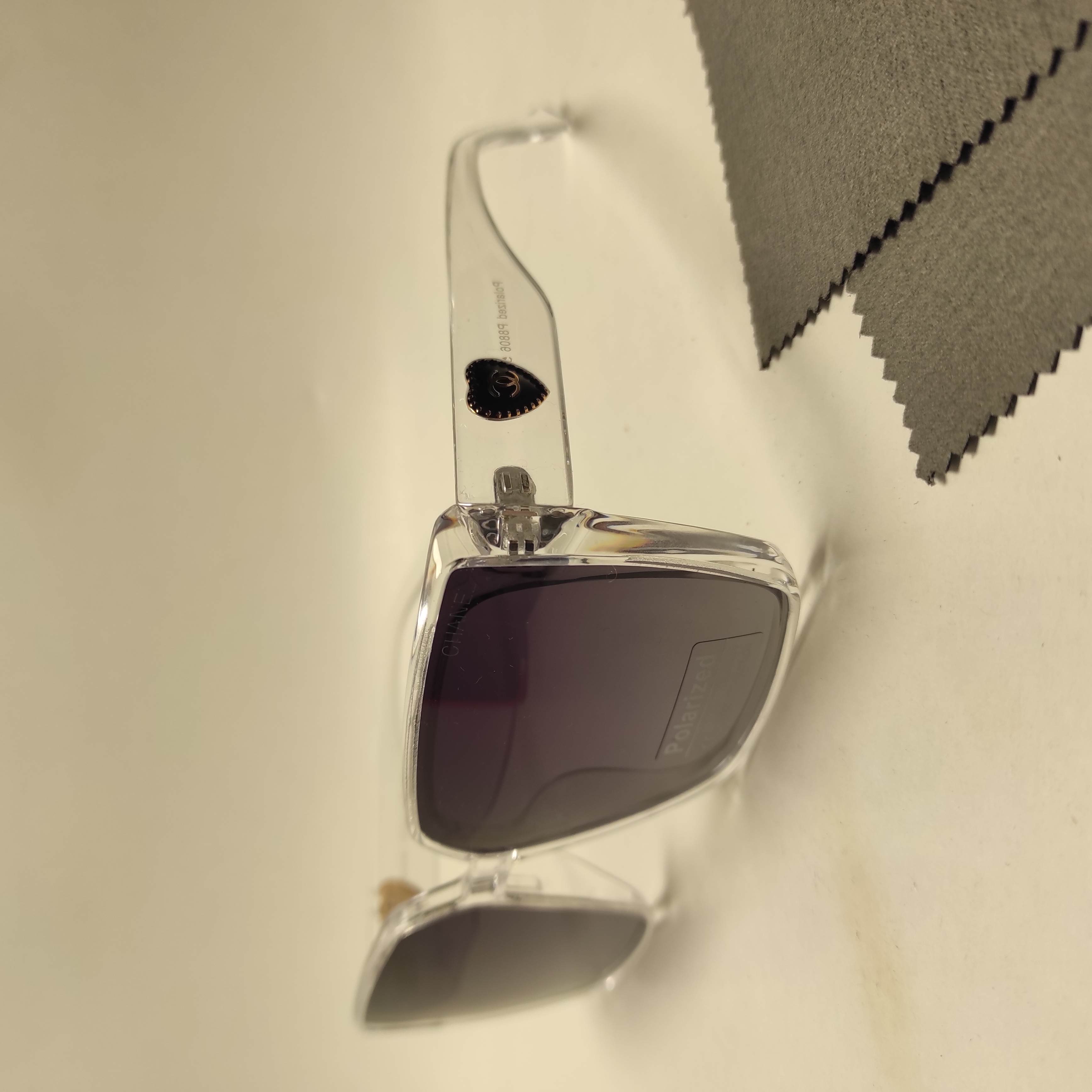 عینک آفتابی زنانه پلاریزه برند CHANEL کد 8806