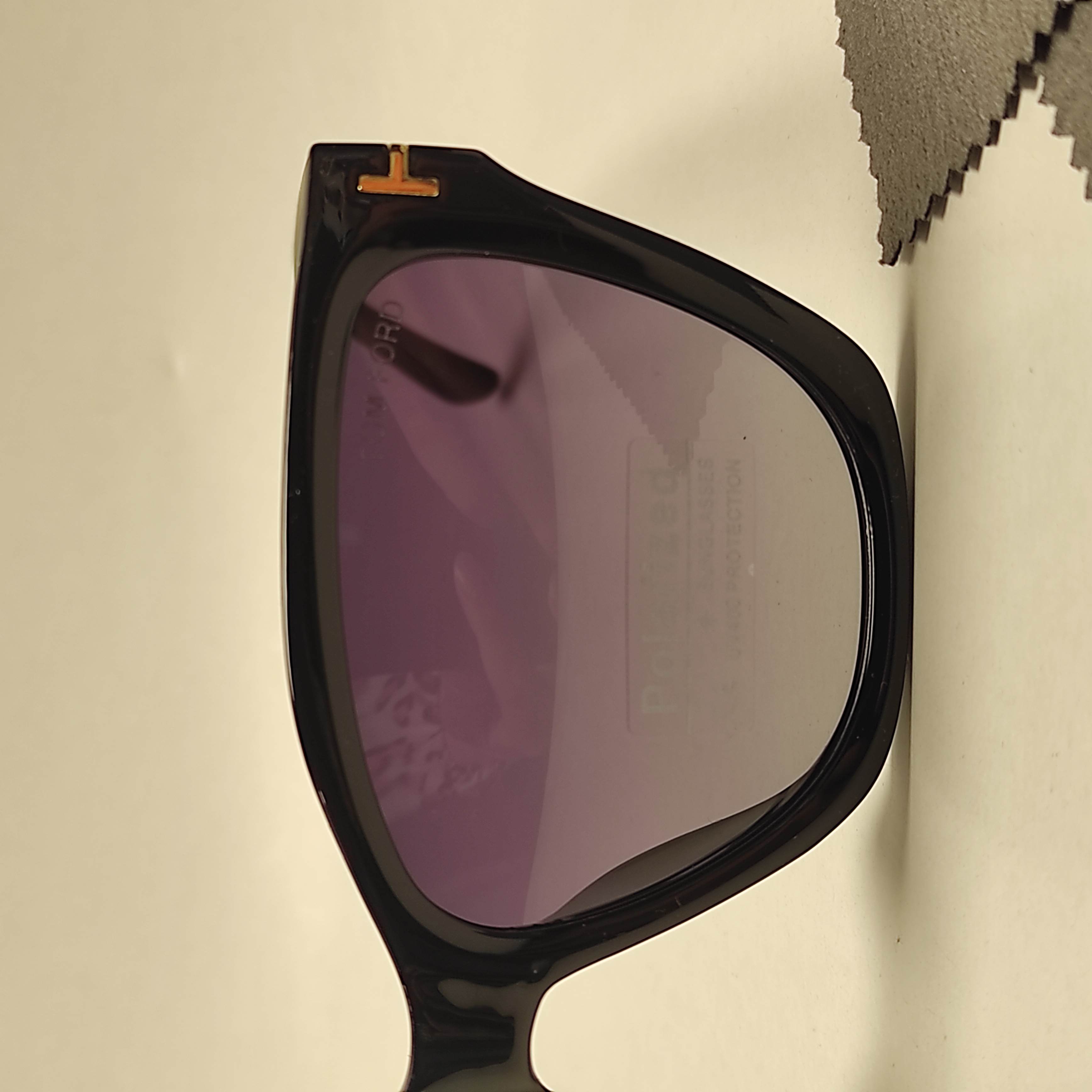 عینک آفتابی پلاریزه زنانه TOM FORD کد 8911