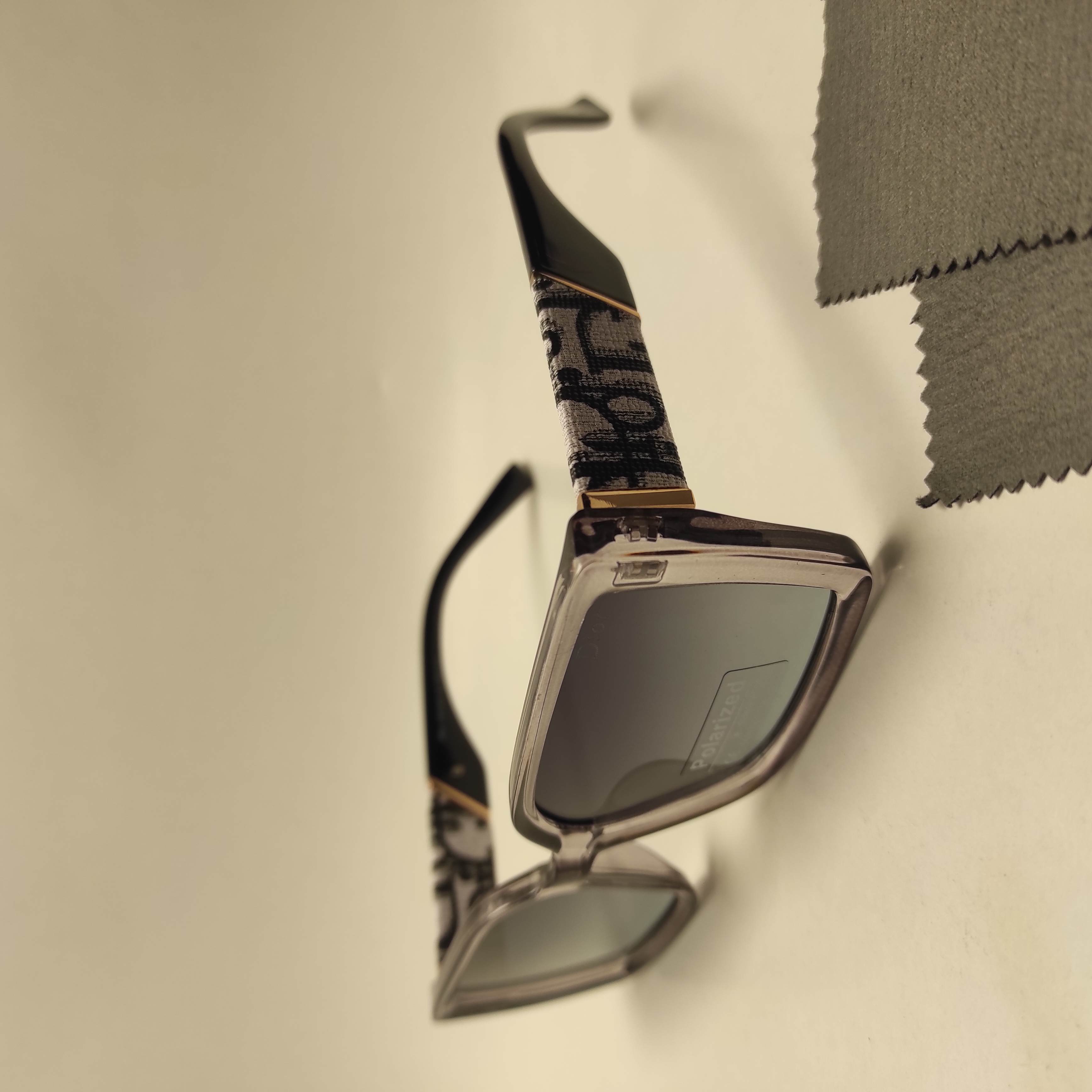 عینک آفتابی پلاریزه زنانه DIOR کد 8950