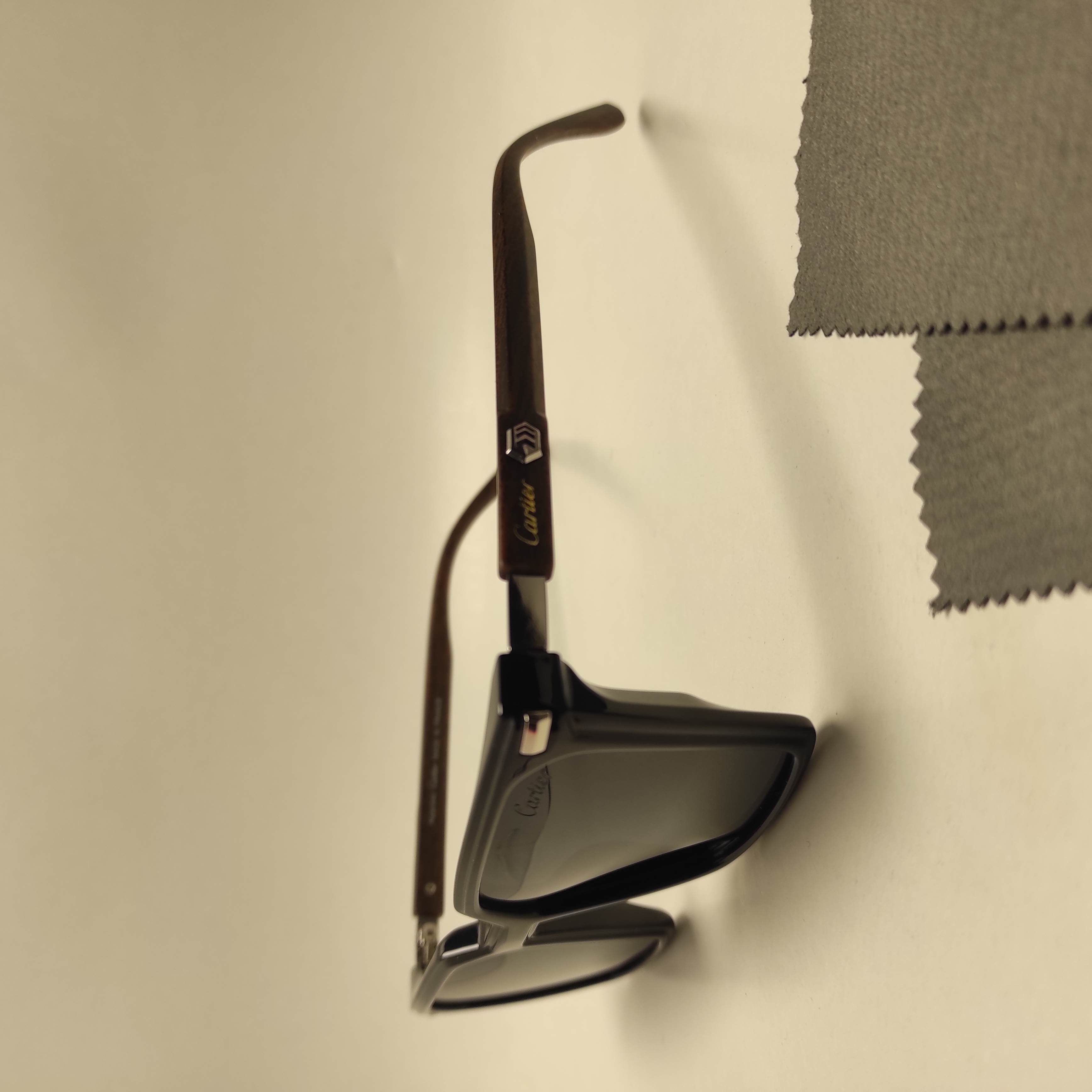 عینک آفتابی دسته چوب CARTIER مردانه کد 2523