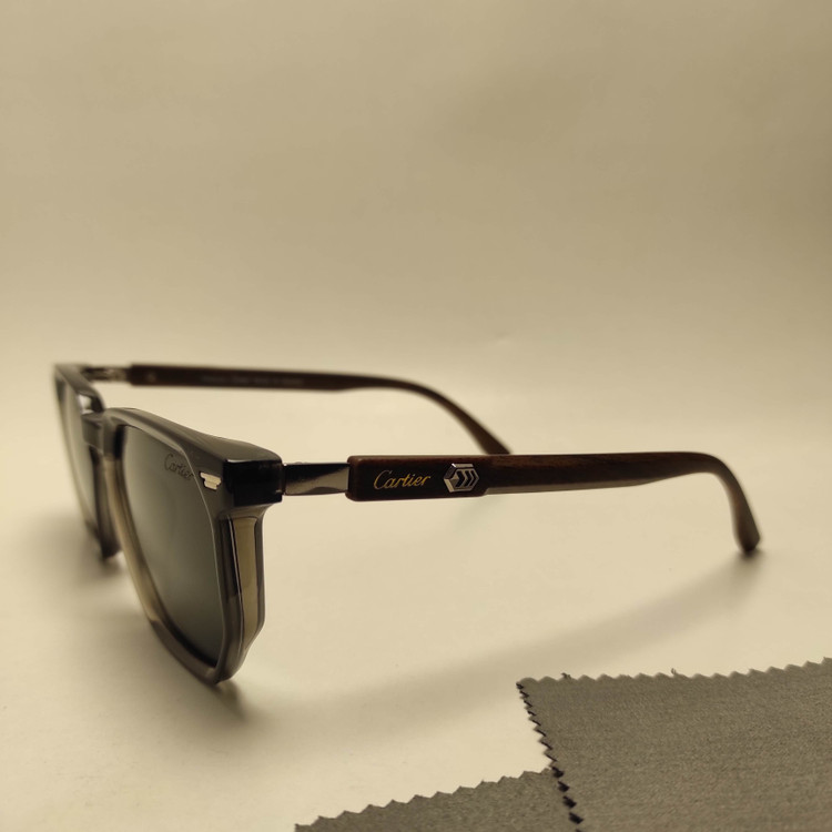 عینک آفتابی دسته چوب CARTIER کد 2508