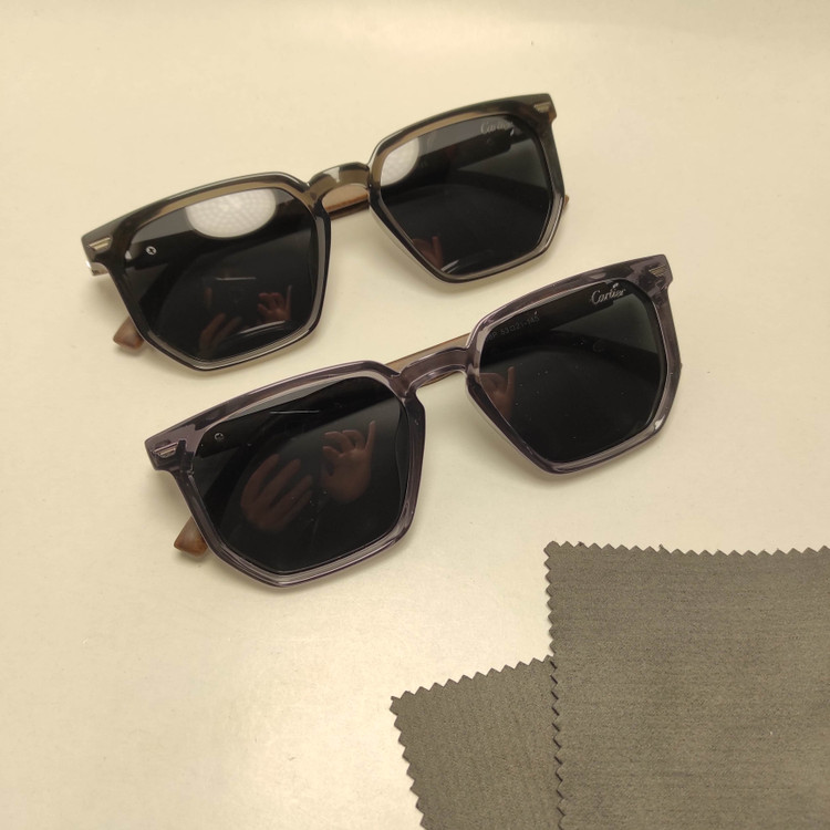 عینک آفتابی دسته چوب CARTIER کد 2508