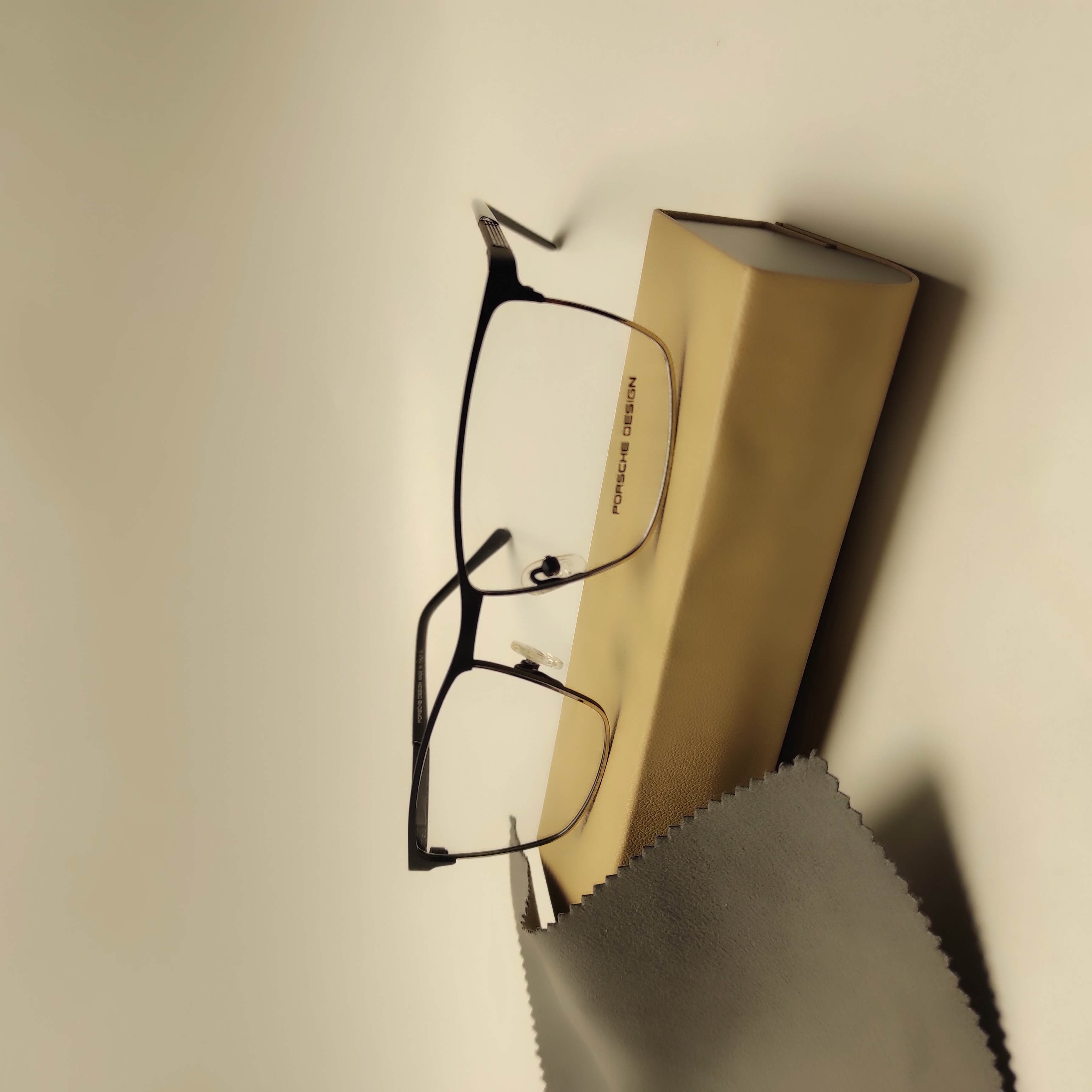 عینک طبی فلزی مردانه PORSCHE DESIGN کد 8620