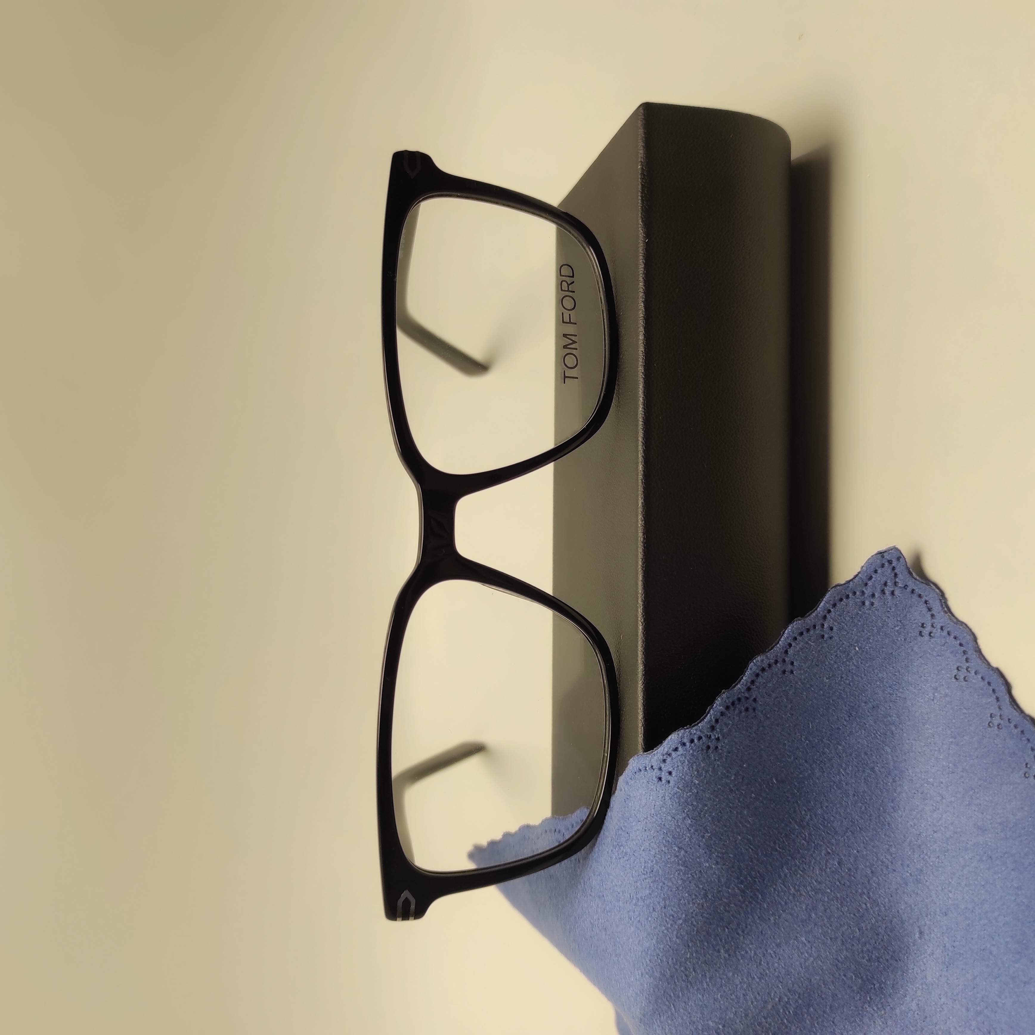 عینک کائوچو طبی اسیتیت TOM FORD کد 2648