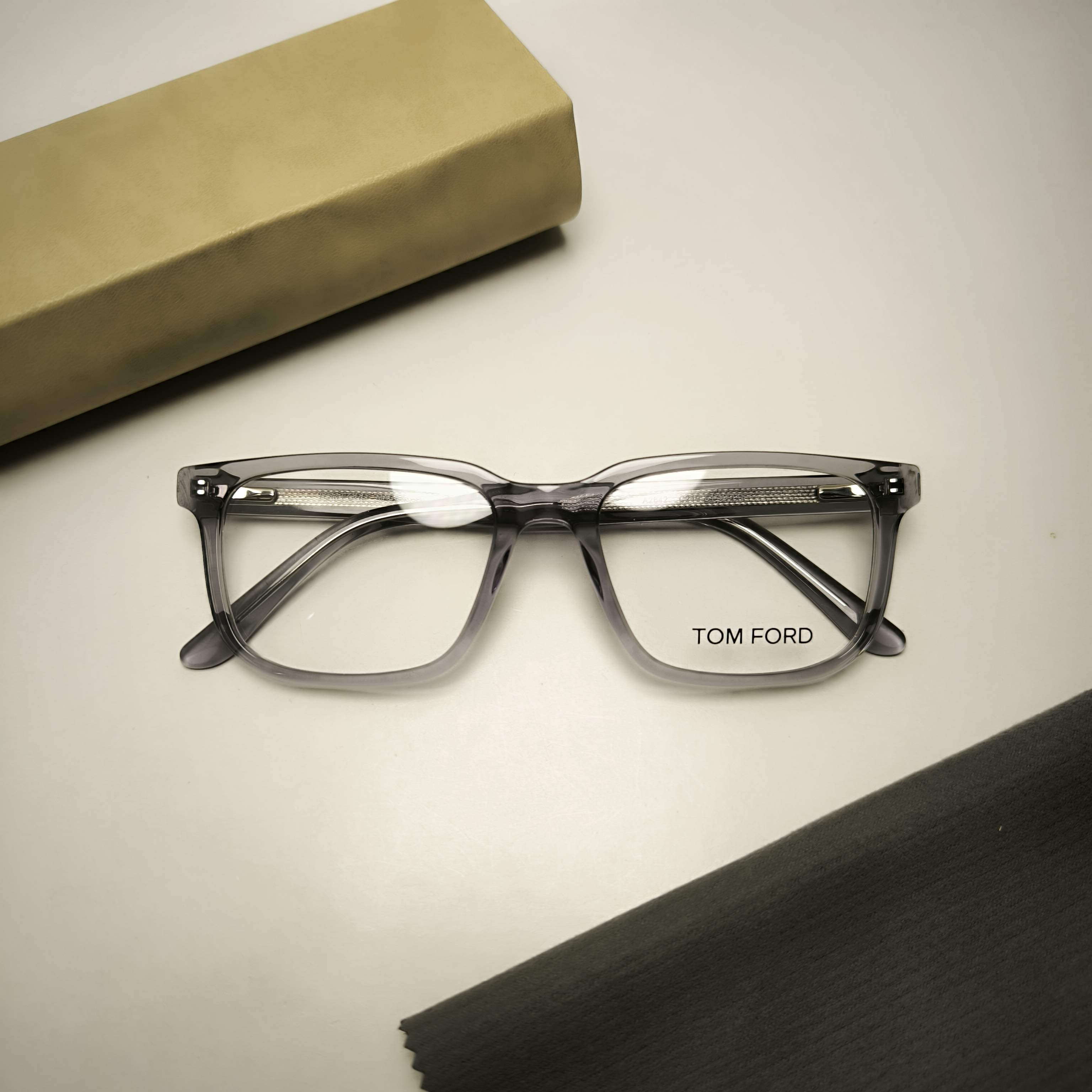 عینک طبی اسیتیت کائوچو TOM FORD کد 2642