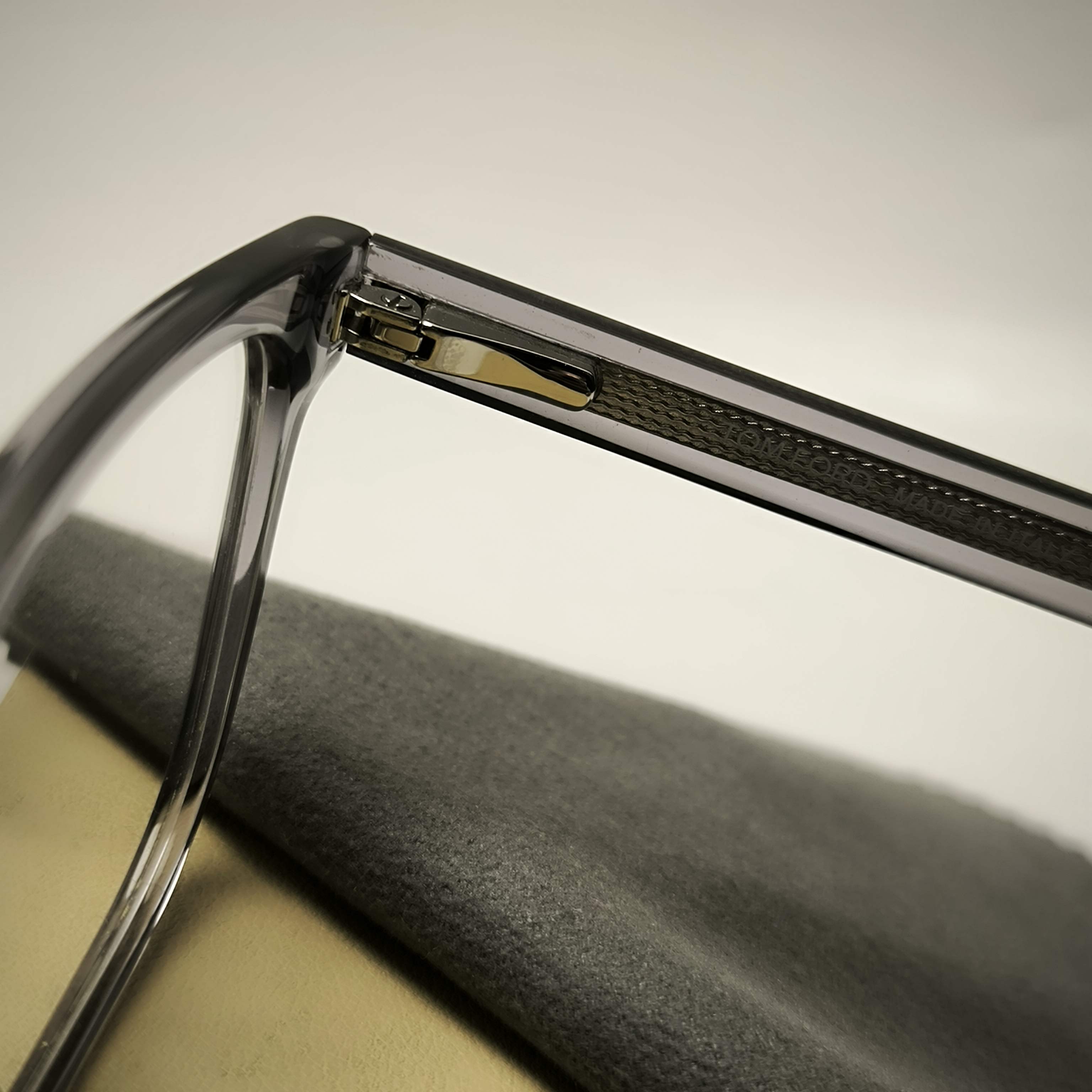 عینک طبی اسیتیت کائوچو TOM FORD کد 2642