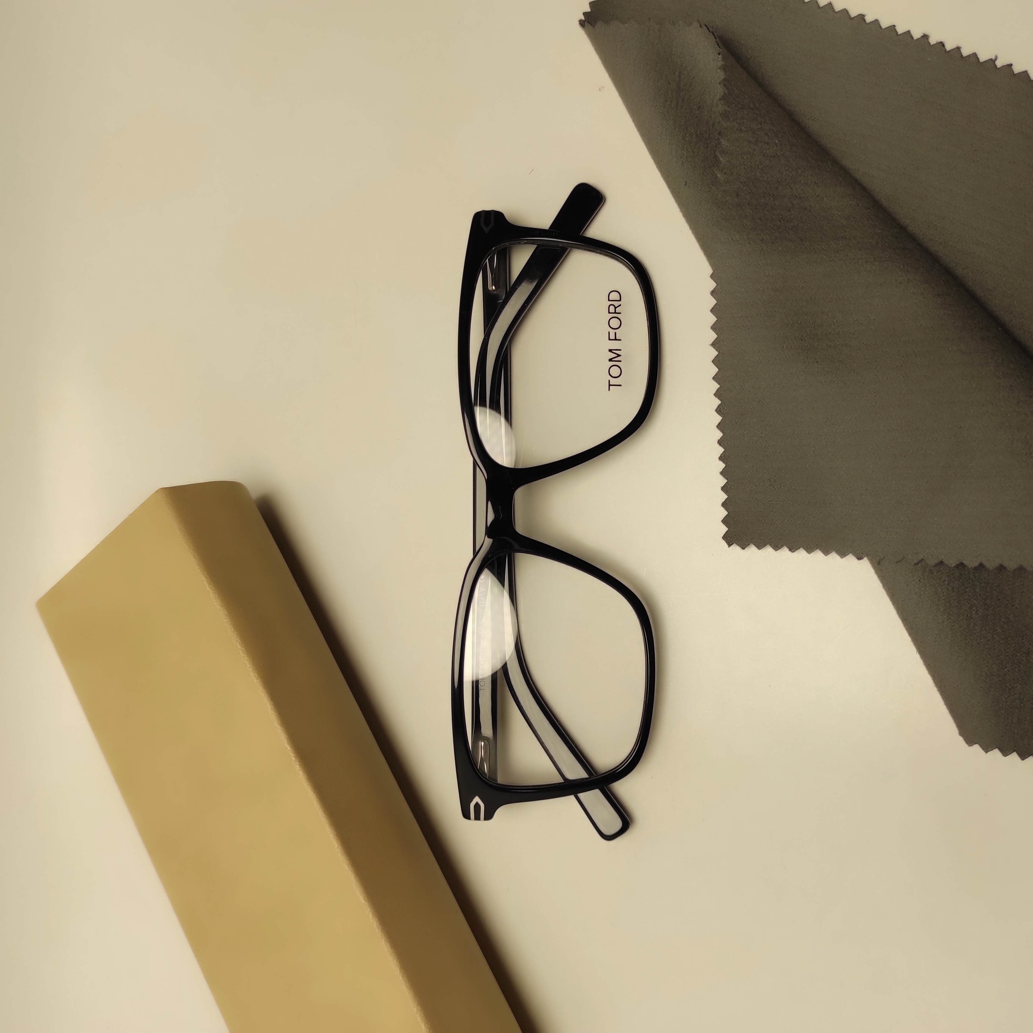 عینک طبی اسیتیت کائوچو TOM FORD کد 2592