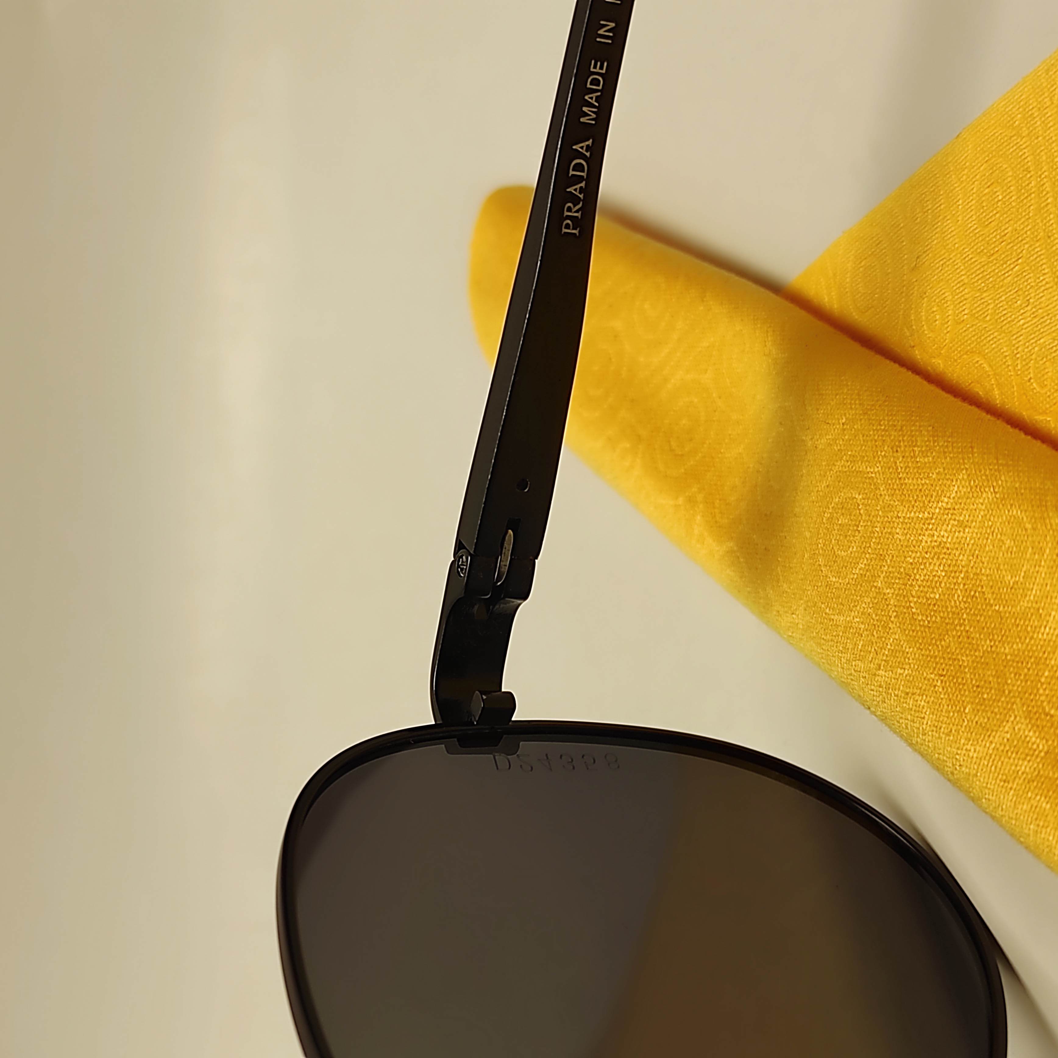 عینک آفتابی مردانه PRADA کد 24358