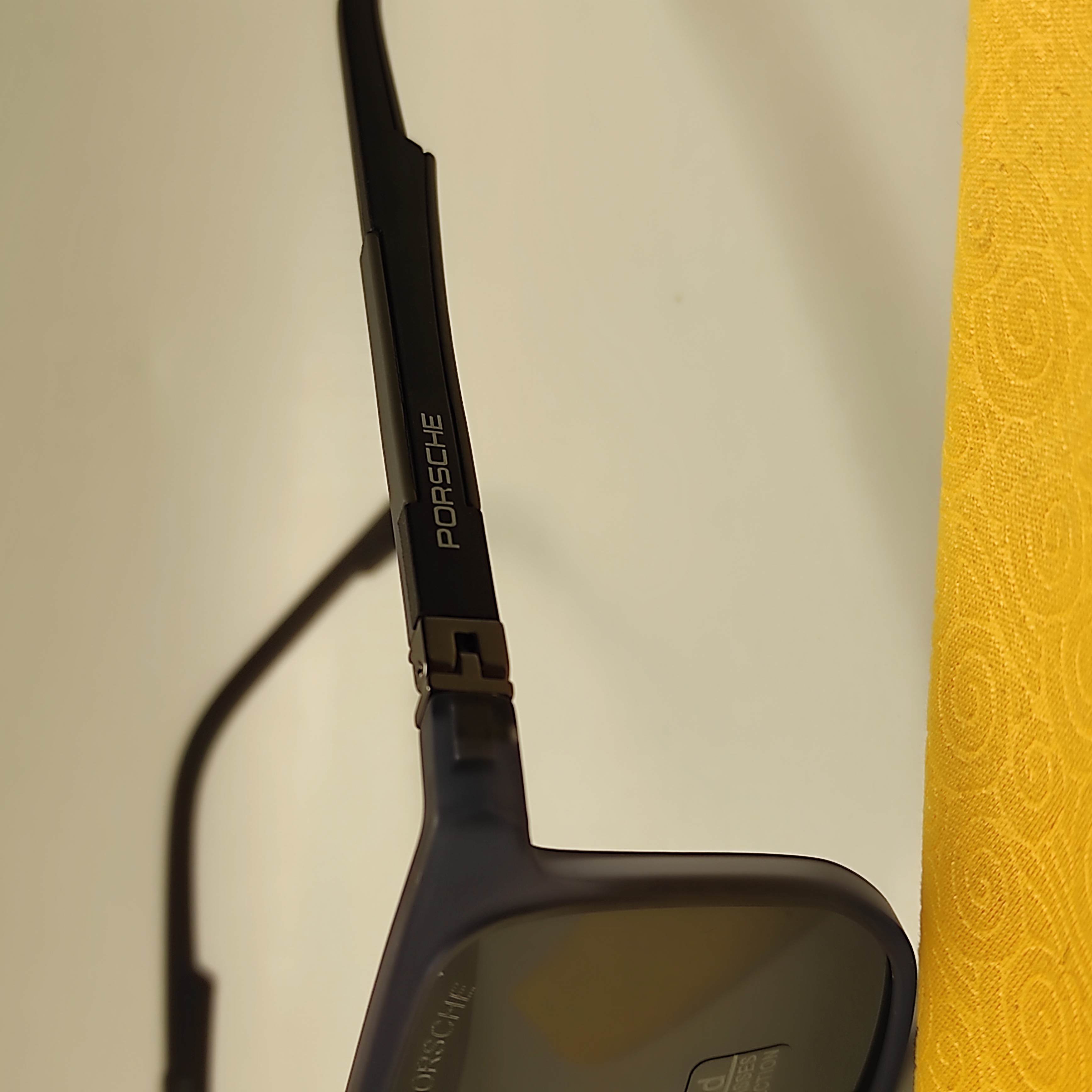 عینک آفتابی مردانه پلاریزه کائوچو PORSCHE DESIGN کد 3805