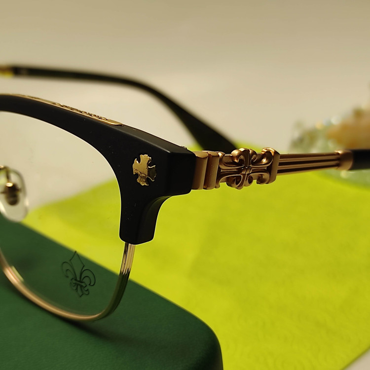 عینک بلوکات طبی کلاب مستر کروم هارتز Chrome Hearts کد 9217