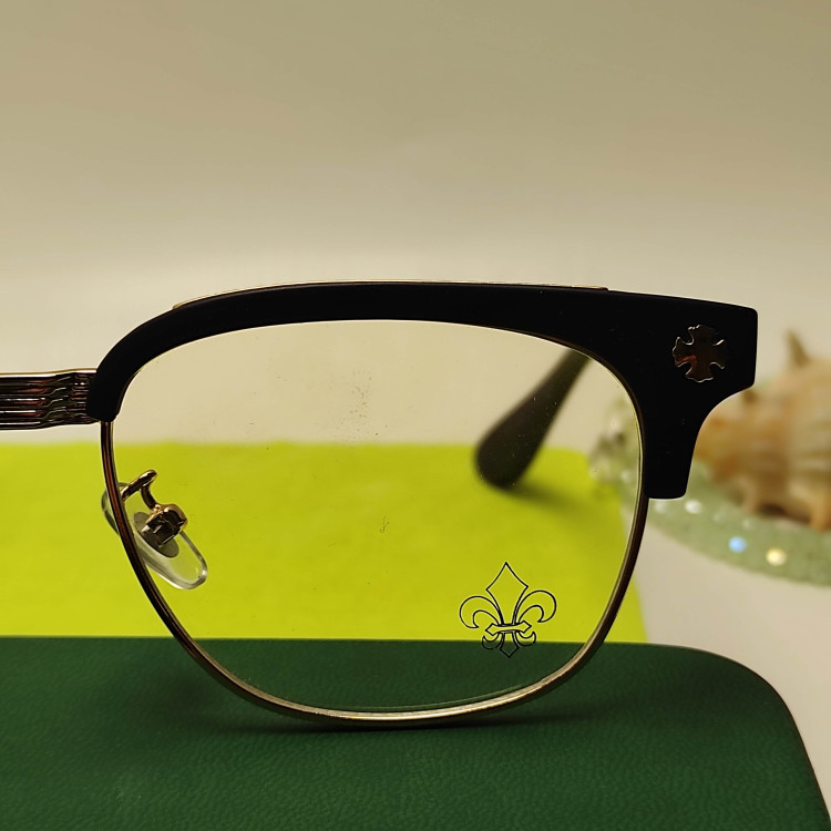 عینک بلوکات طبی کلاب مستر کروم هارتز Chrome Hearts کد 9217
