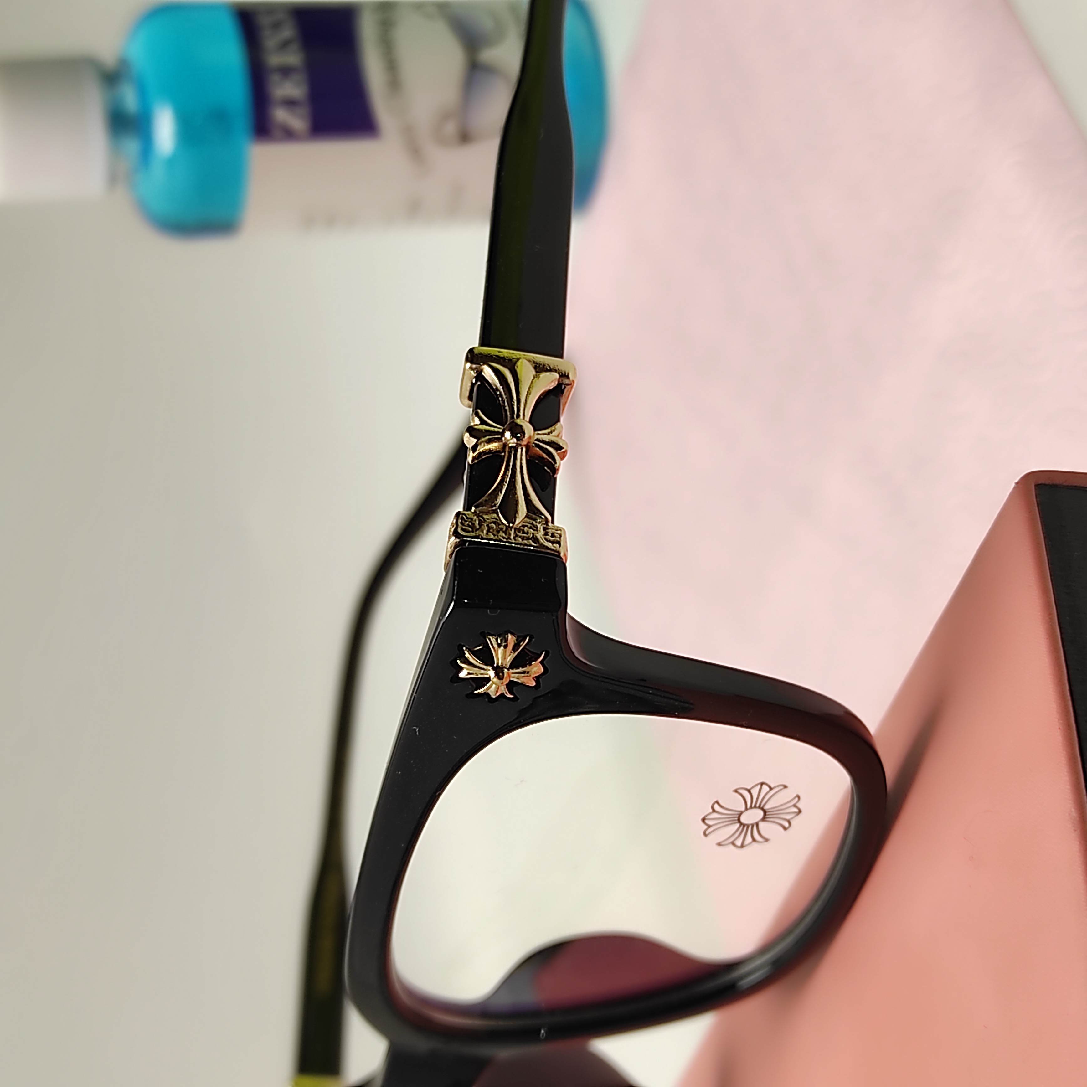 عینک بلوکات طبی کروم هارتز Chrome Hearts کد 2273