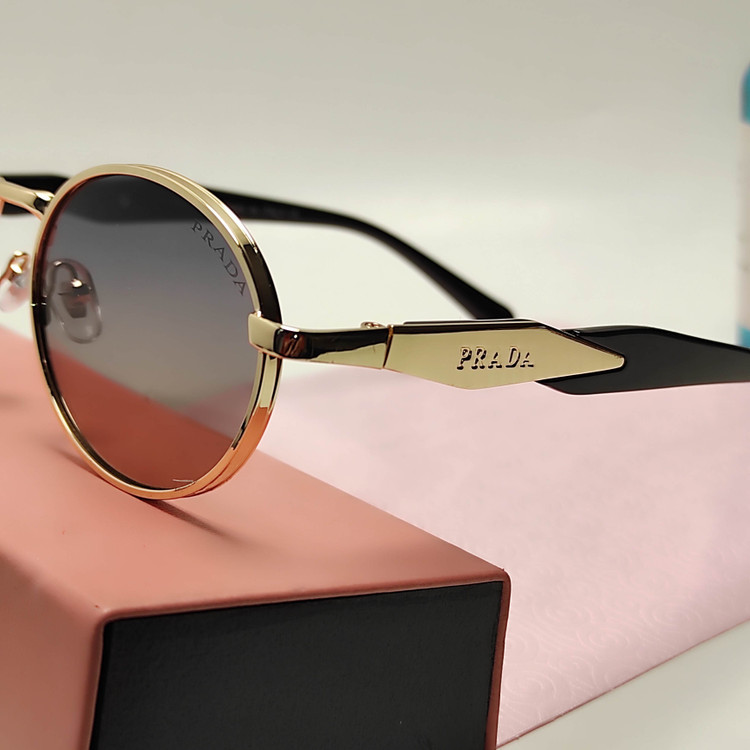 عینک آفتابی فانتزی زنانه باریک PRADA کد 3173