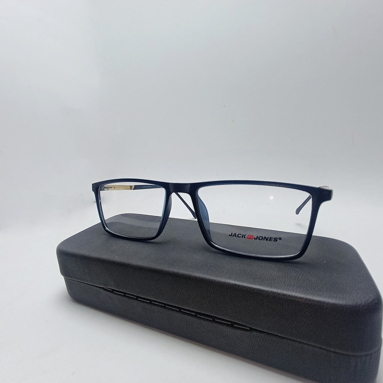 عینک طبی کائوچو TR90مدلJACE-JONESمدلTR0611